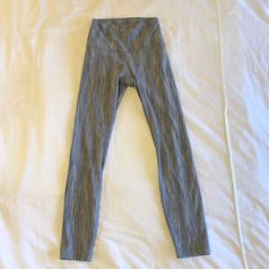 Lululemon wunder under leggings 25”